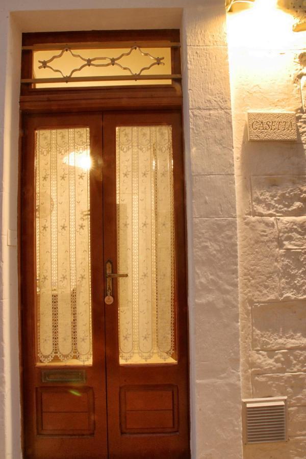Casetta Nel Centro Storico Di チステルニーノ エクステリア 写真