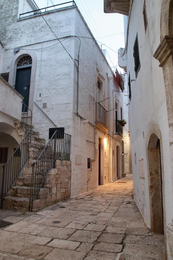 Casetta Nel Centro Storico Di チステルニーノ エクステリア 写真